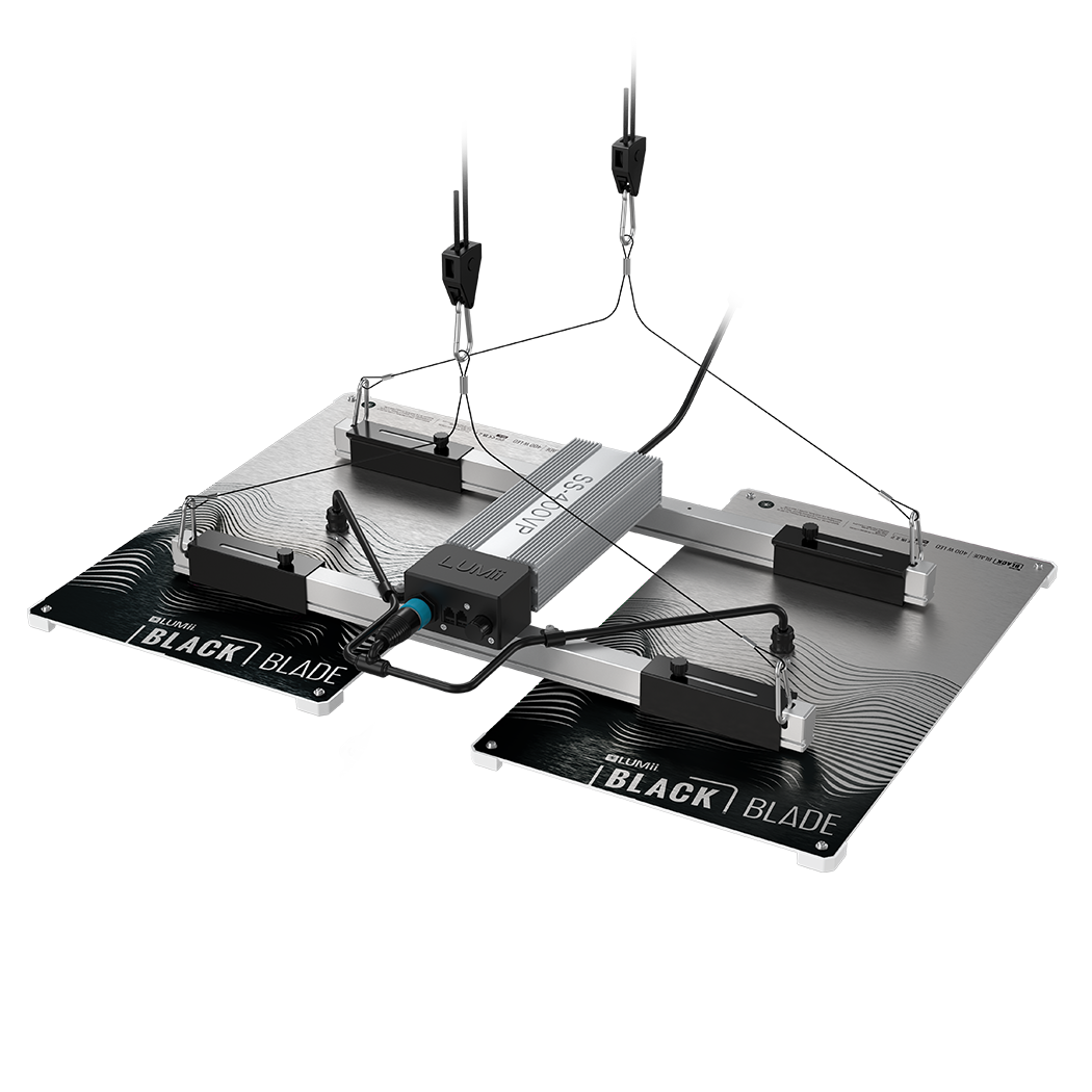LUMii BLACK Blade 400W LED Grow Light