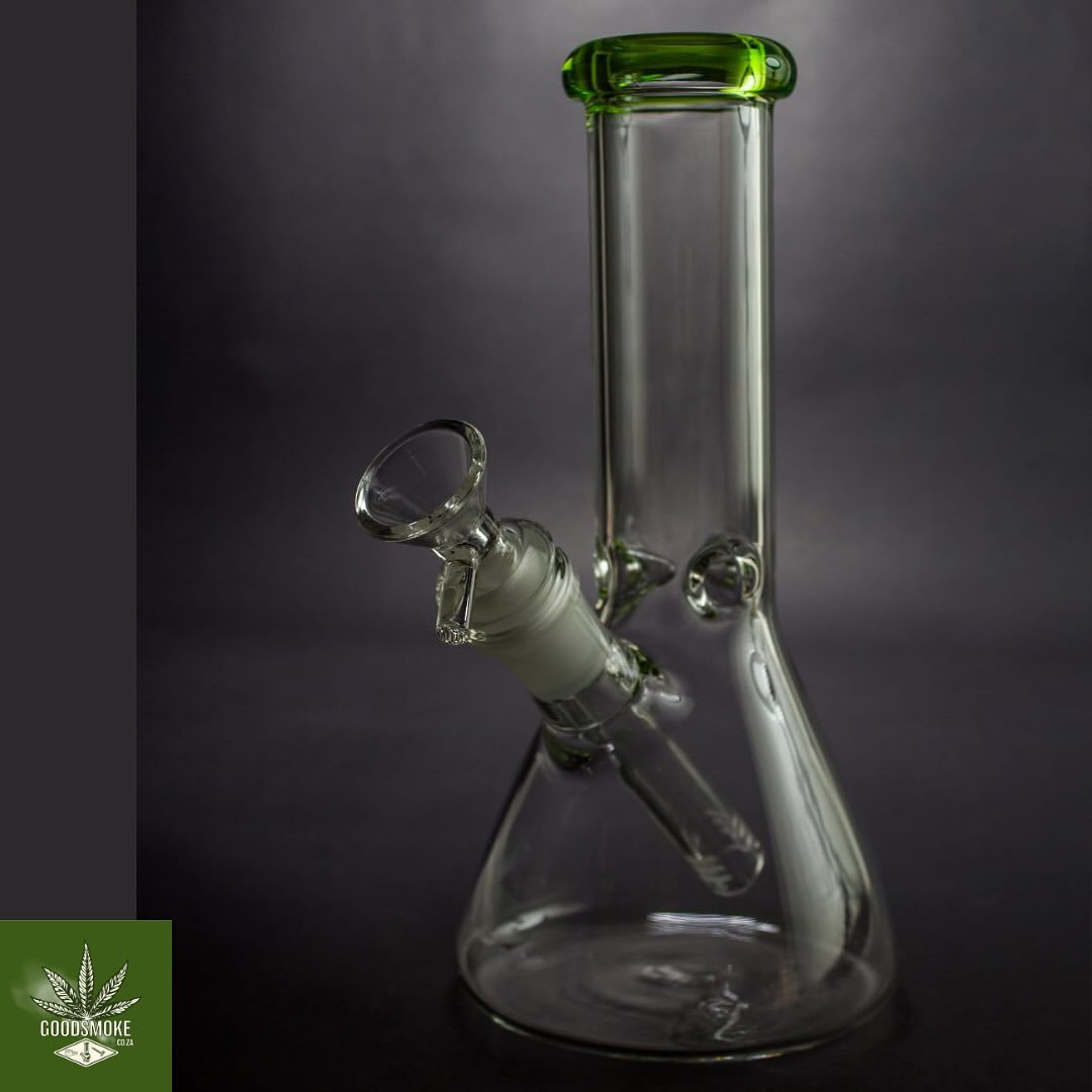 Small 8inch wide Bong