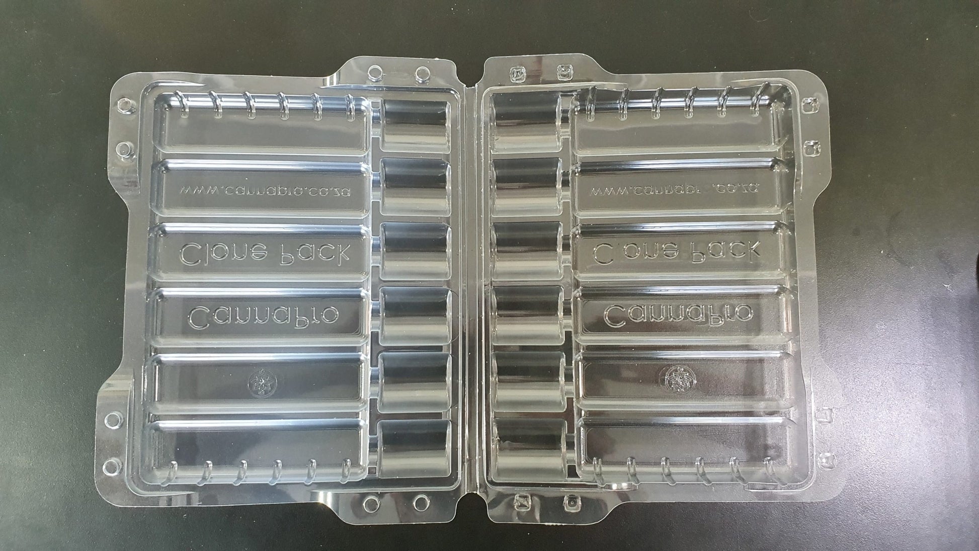 Clone Transporter Trays holding 6 clones securely for safe plant transport with moisture and airflow protection